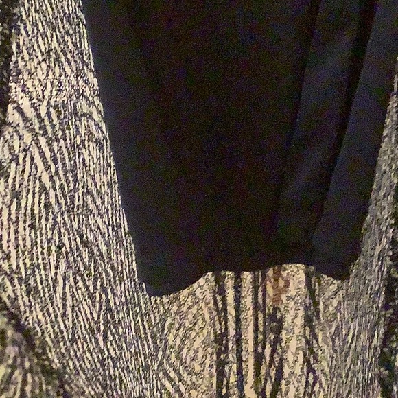 Top - Picture 4 of 5